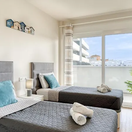 Apartment Modern With Terrace *